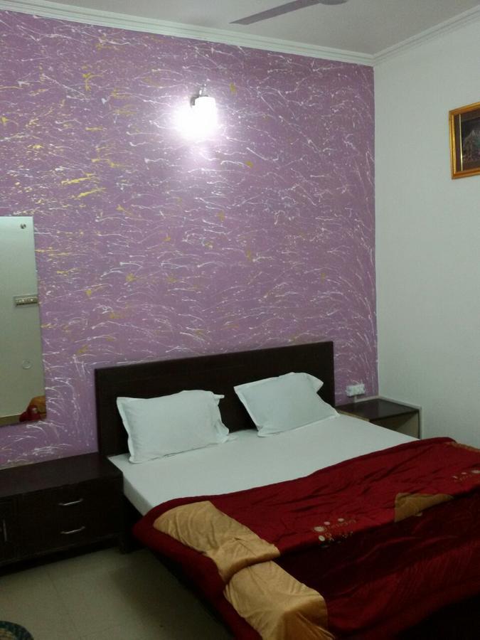 Hotel Aashiyana Agra  Exterior photo