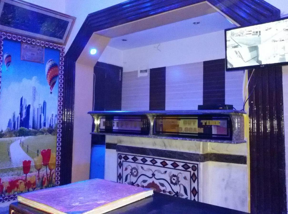 Hotel Aashiyana Agra  Exterior photo