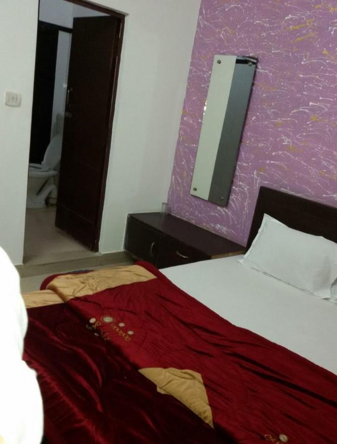 Hotel Aashiyana Agra  Exterior photo