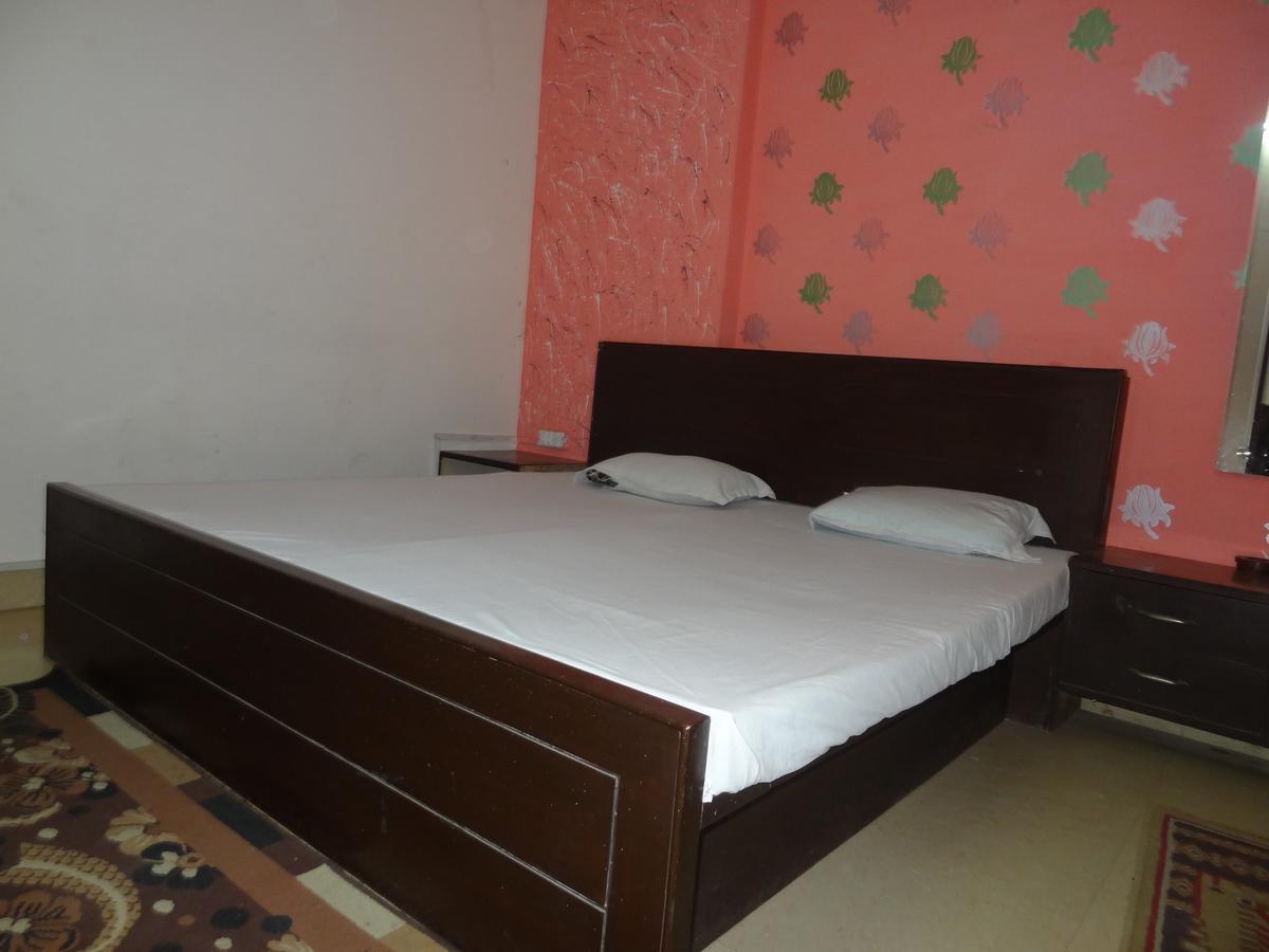 Hotel Aashiyana Agra  Exterior photo