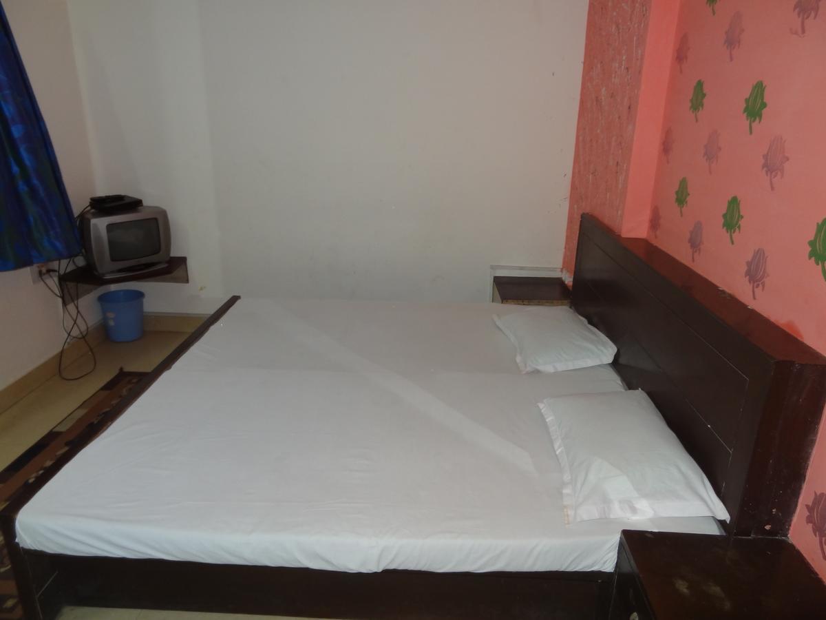 Hotel Aashiyana Agra  Exterior photo