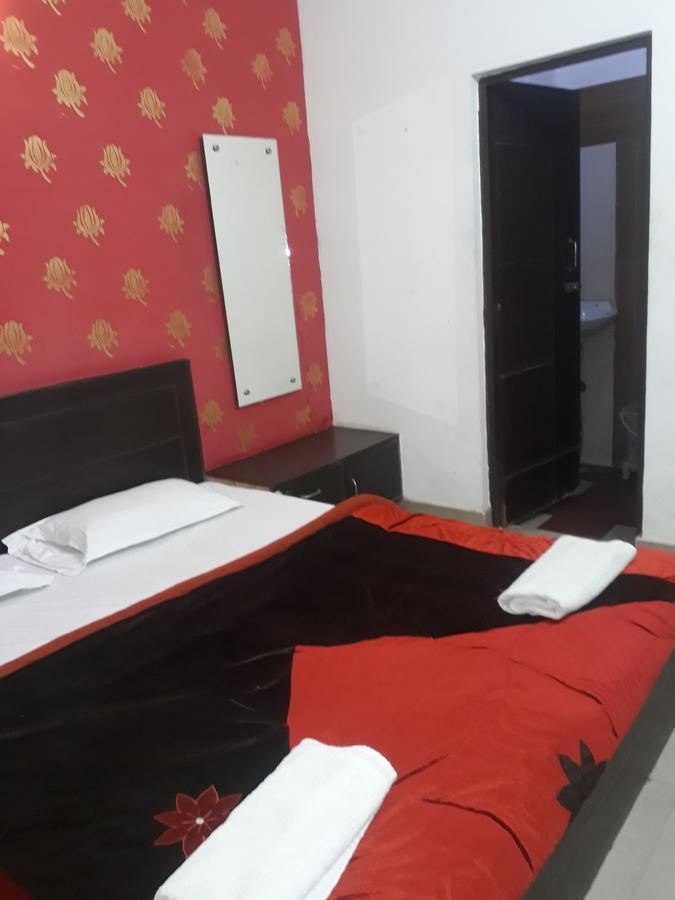 Hotel Aashiyana Agra  Exterior photo